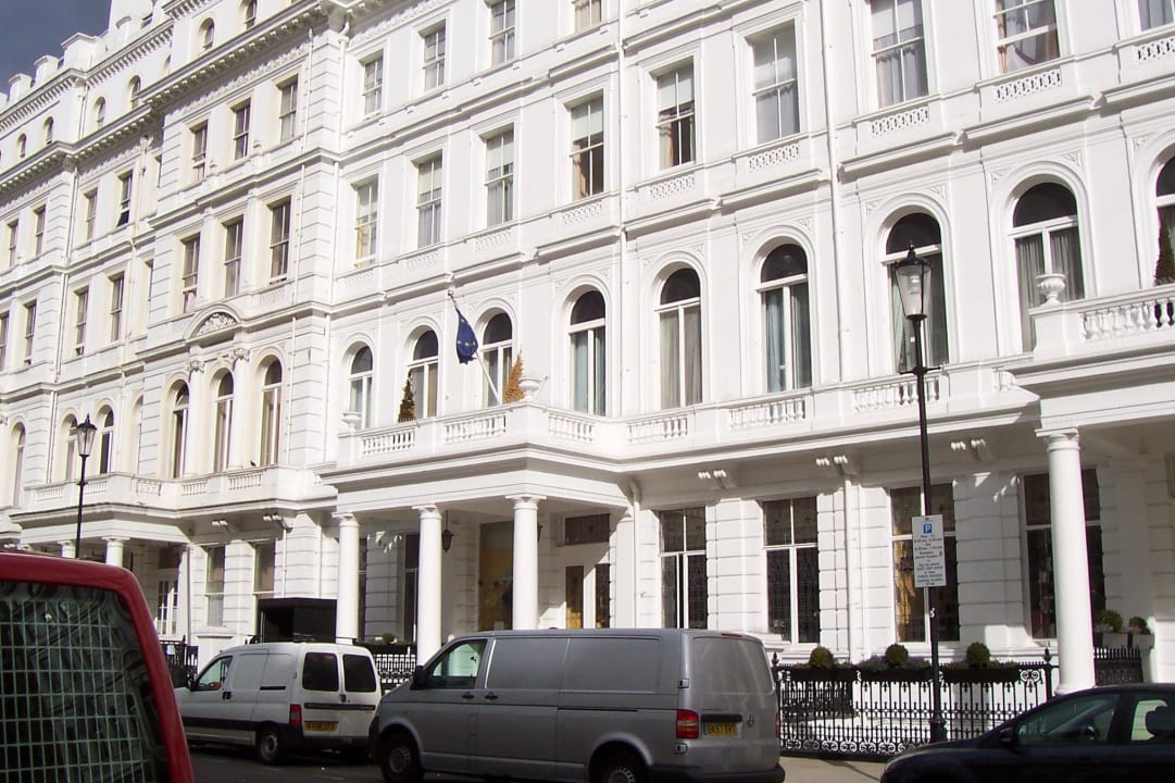 Aufnahme von gegenüber Hotel Lancaster Gate Hyde Park