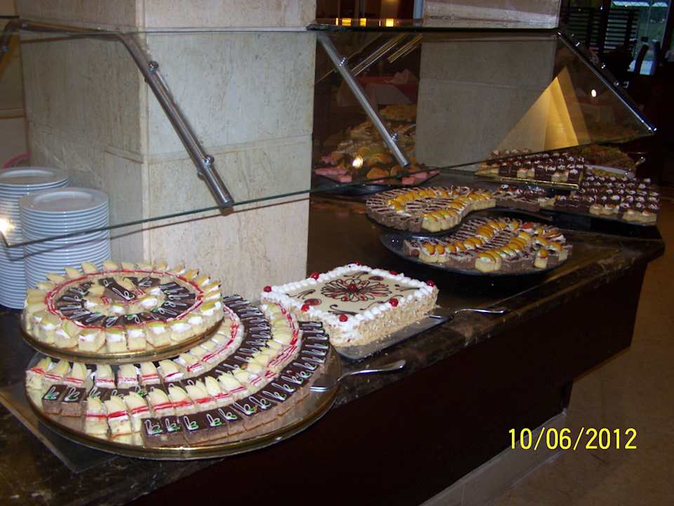 Restauracja przed kolacja Rehana Sharm Resort Aqua Park & Spa