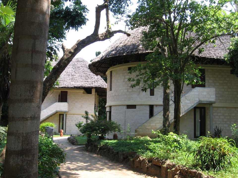 Bungalows in der Gartenanlage Baobab Beach Resort & Spa