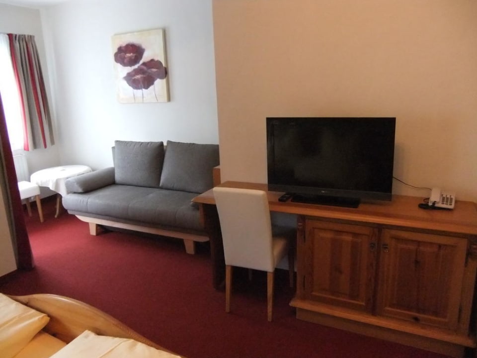 Zimmer Boutique House happYellow