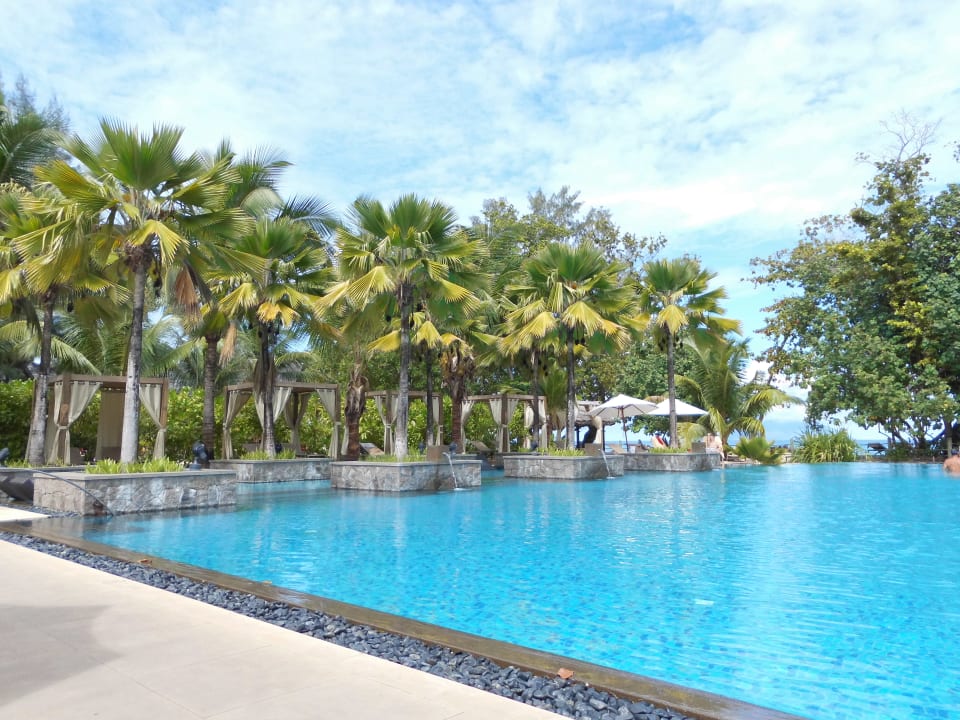 Pool STORY Seychelles