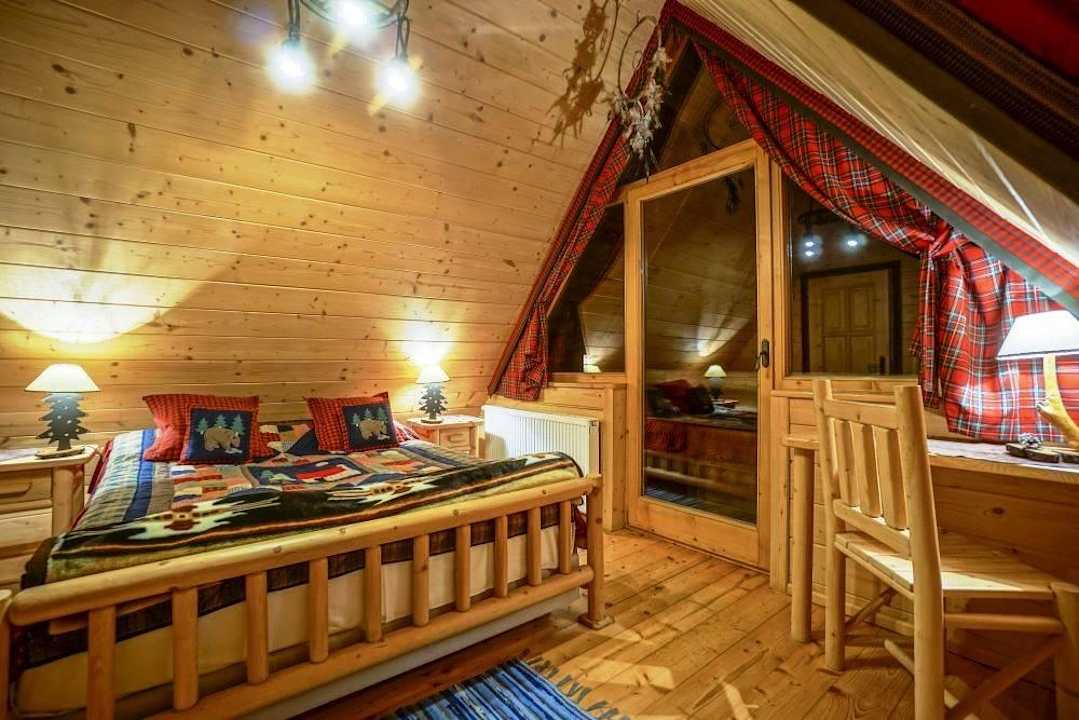 Domek amerykański - sypialnia duża Ferienhaus Tajgolka