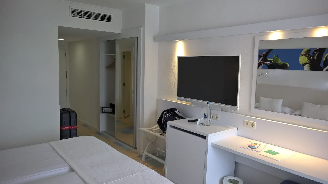 Zimmer Iberostar Waves Bouganville Playa