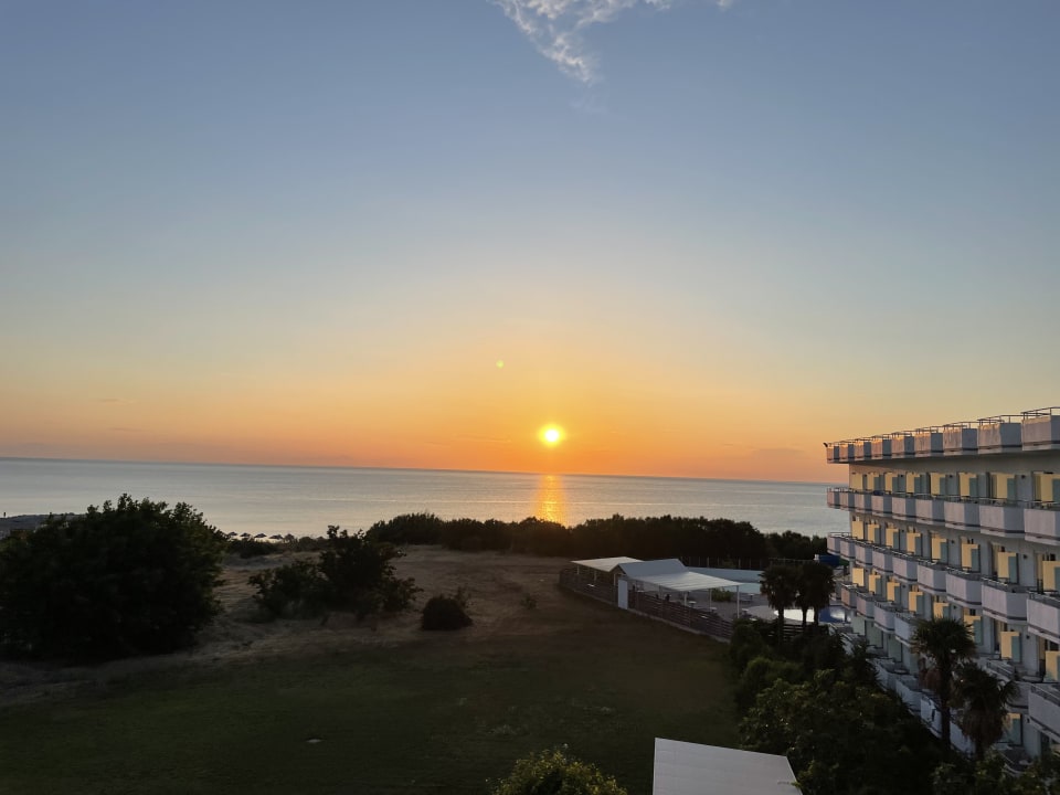 Ausblick Irene Palace Beach Resort Club alltoura