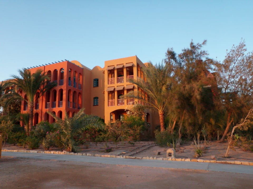 Aussenansicht Zimmerbereich Sheraton Miramar Resort El Gouna