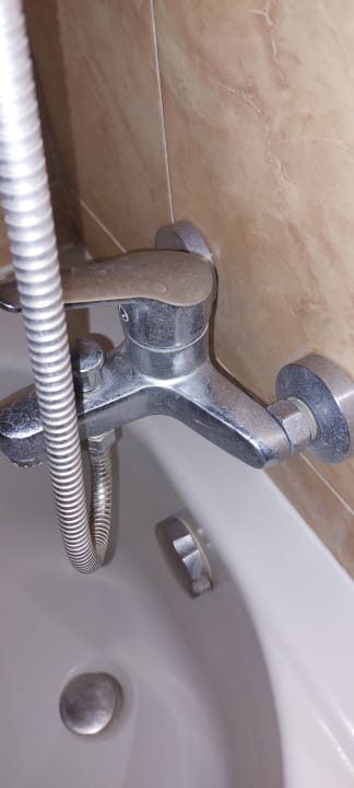 Zimmer Grand Muthu Golf Plaza Hotel & Spa