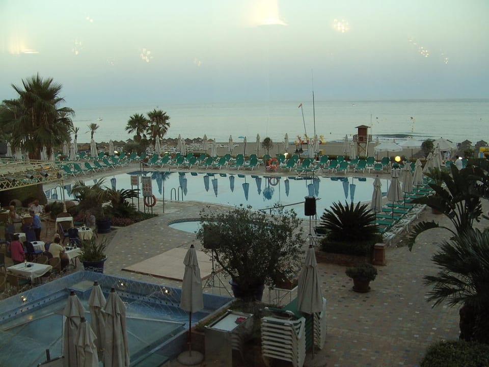 Poolanlage Hotel MS Amaragua