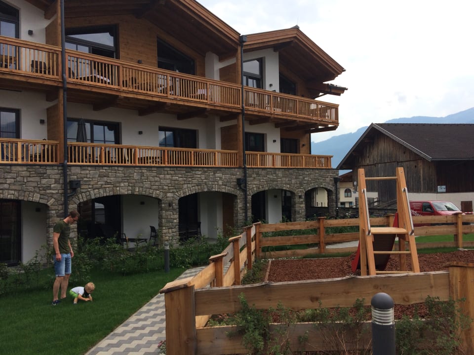 Außenansicht Tauernsuites Mitterwirt by ALPS RESORTS