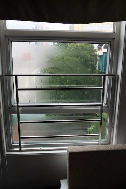 "city view" window: humid and cold Hotel Thaison Palace