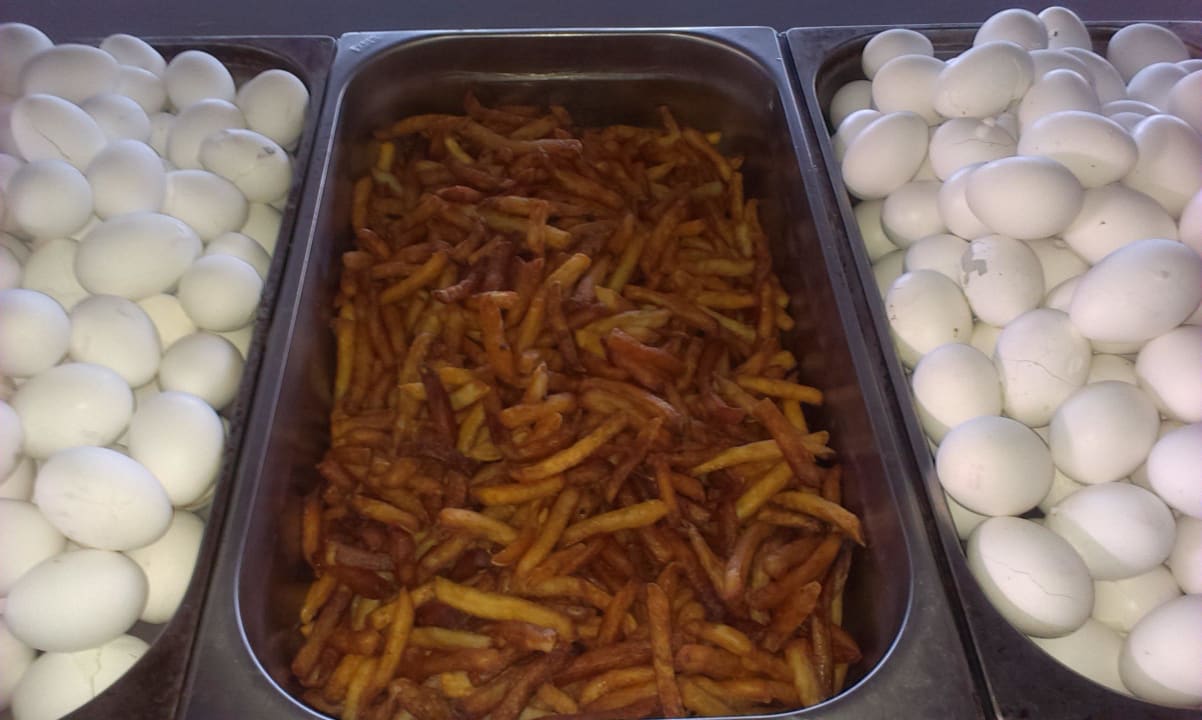 Teile des Frühstücks Hotel Club Life Kizilot