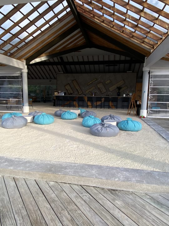 Lobby NH Collection Maldives Havodda Resort