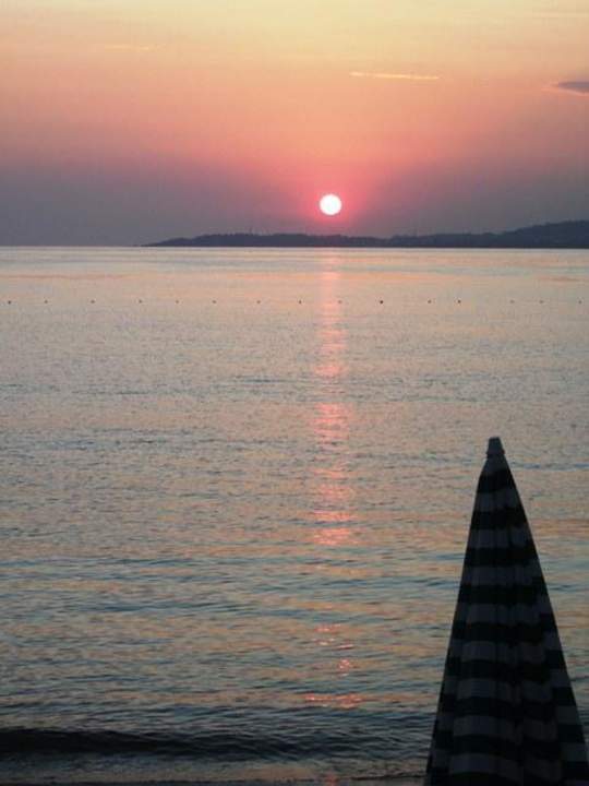Sonnenuntergang Lonicera Resort & Spa Hotel