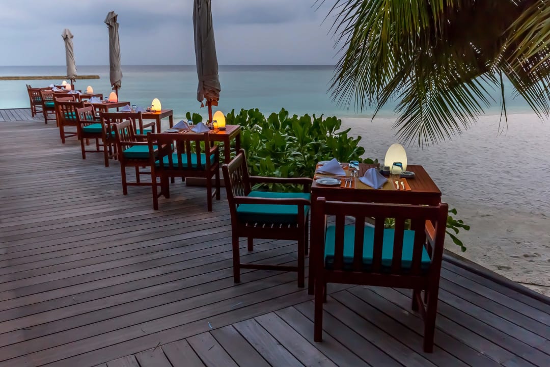 Vorbereitung fürs Abendessen Veligandu Maldives Resort Island