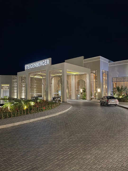 Außenansicht Steigenberger Resort Ras Soma