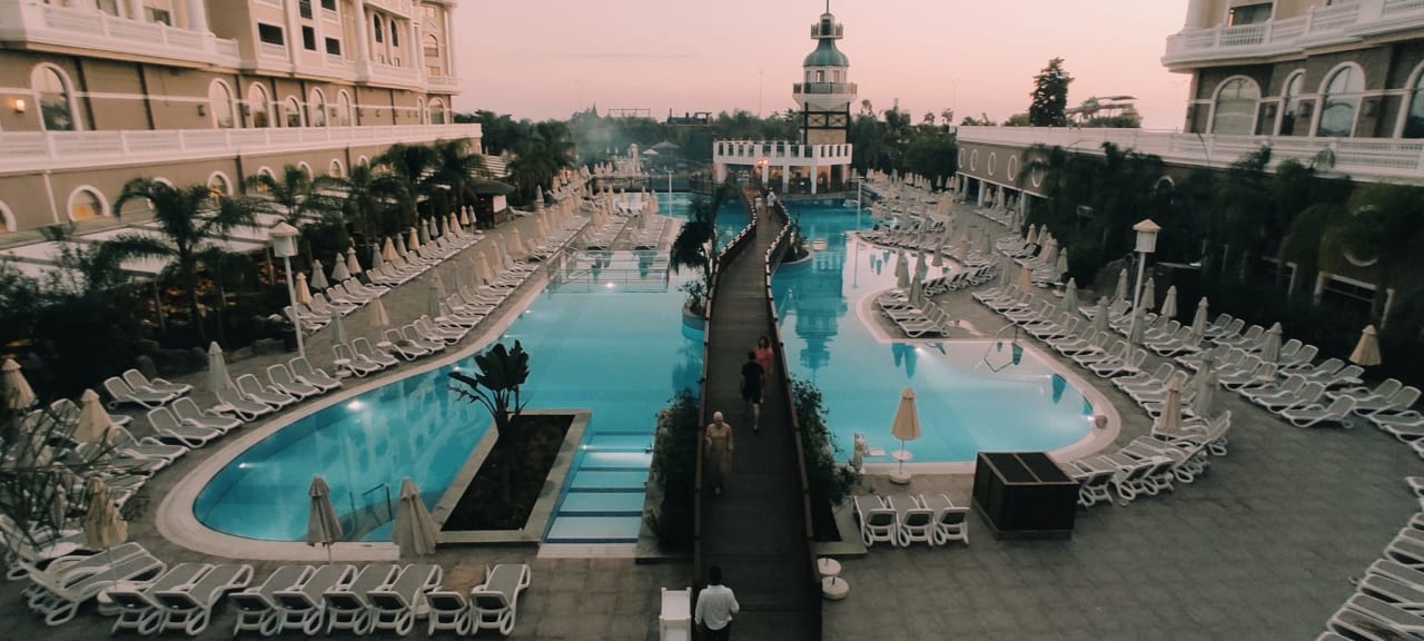 Pool Haydarpasha Palace