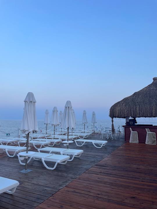 Strand Blue Waters Club