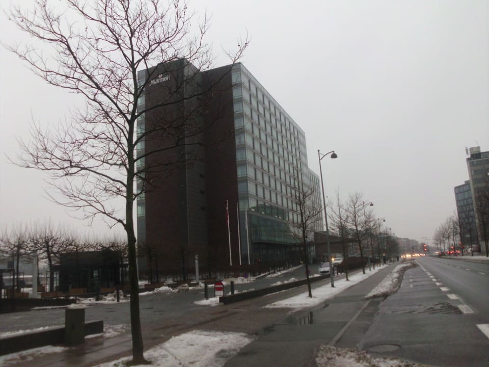 Strassenseite Copenhagen Marriott Hotel