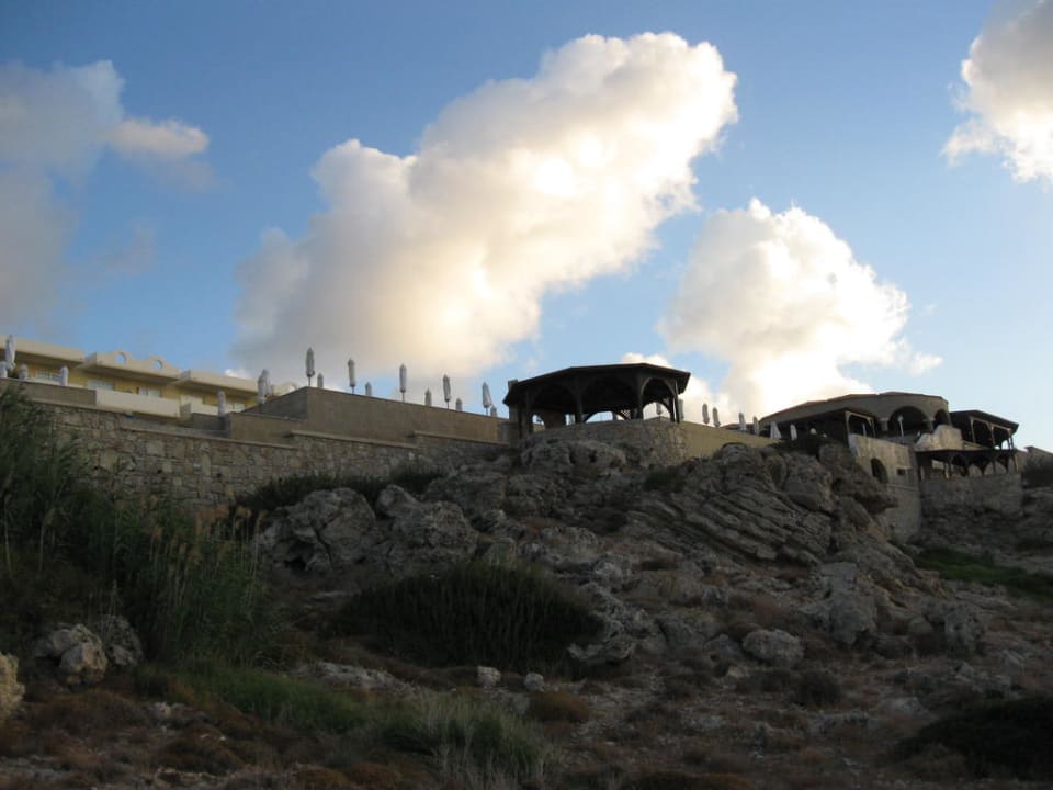 Hotel von der Küste aus Hotel Kalithea Horizon Royal