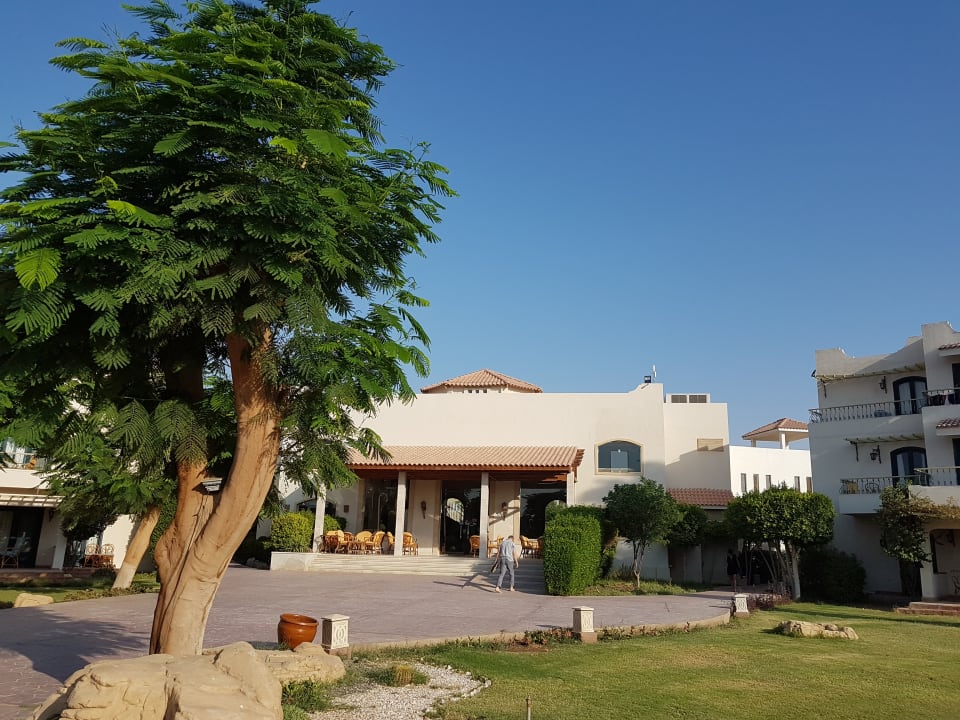 Außenansicht Lotus Bay Beach Resort