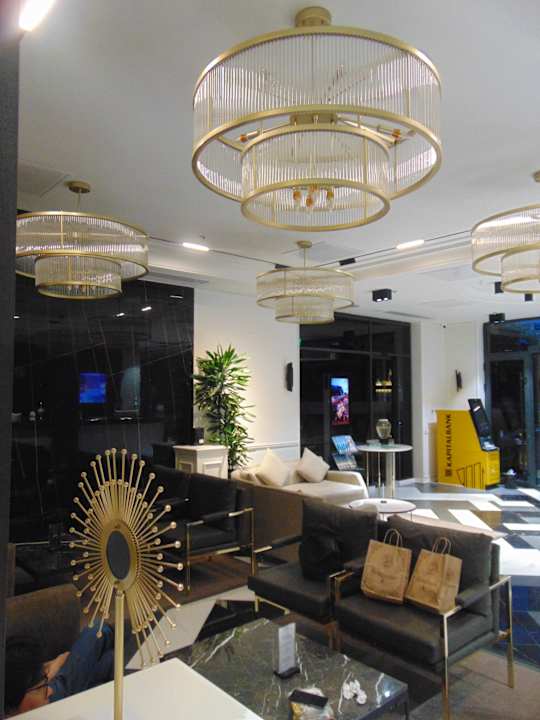 Lobby Bentley Hotel Tashkent