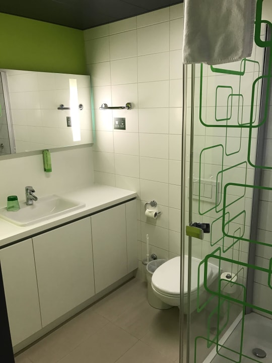 Badezimmer & WC Hotel Harry's Home Linz