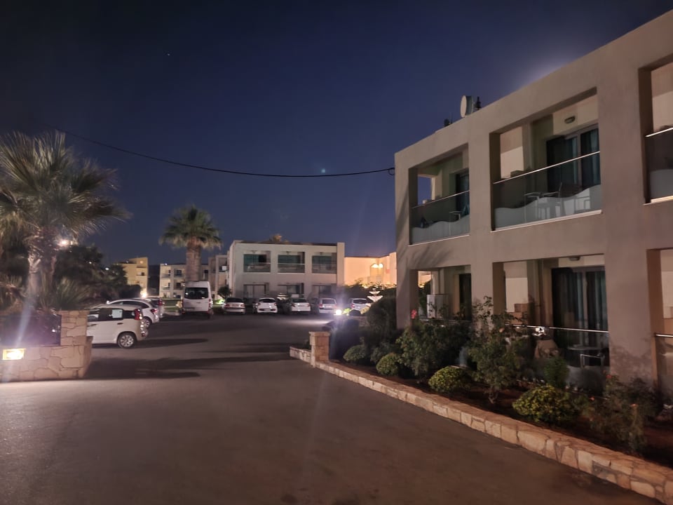 Außenansicht Kalia Beach Hotel