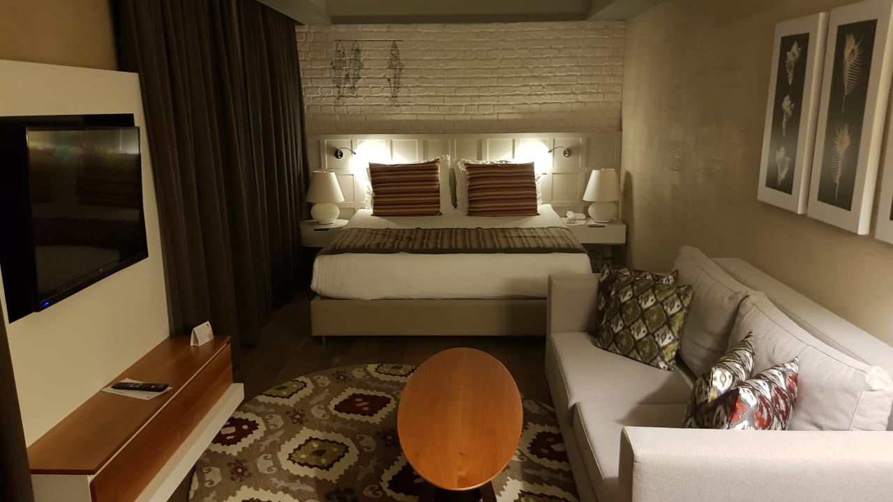 Sehr schöne und große Zimmer Acanthus Cennet Barut Collection