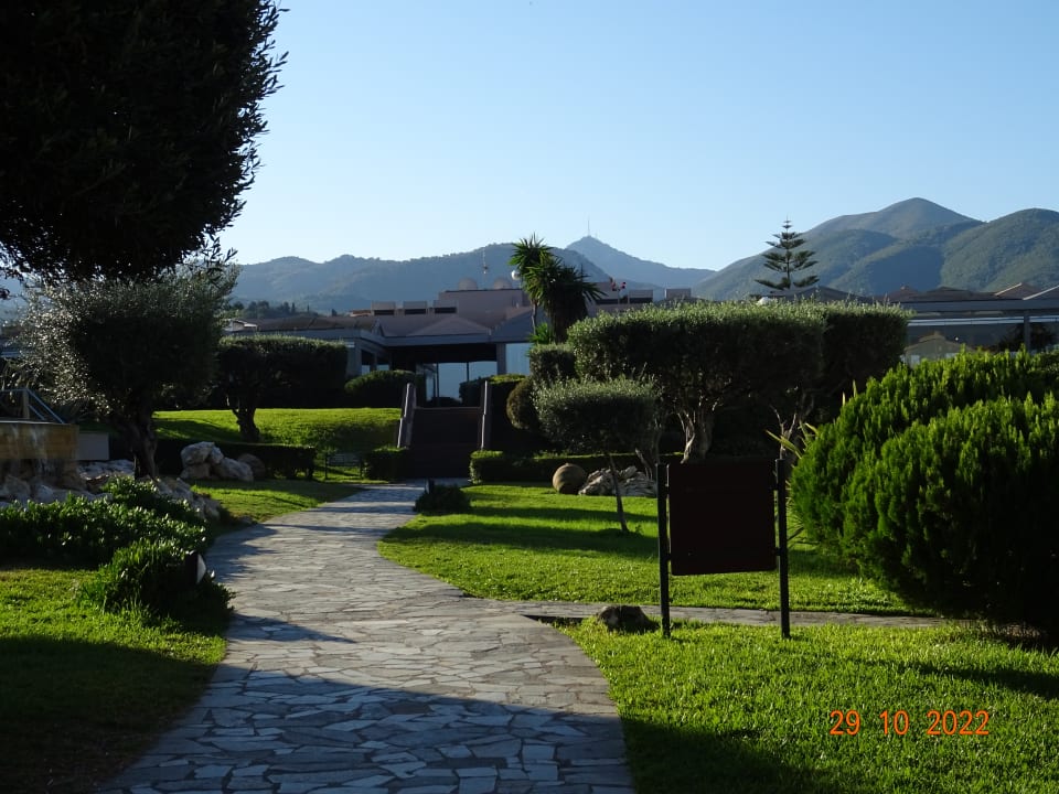 Gartenanlage Hotel Mareblue Beach