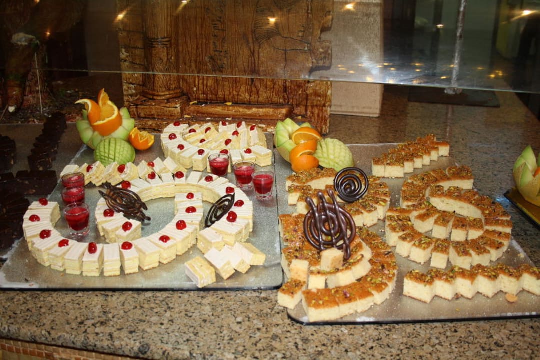 Kuchenbuffet SUNRISE Royal Makadi Resort