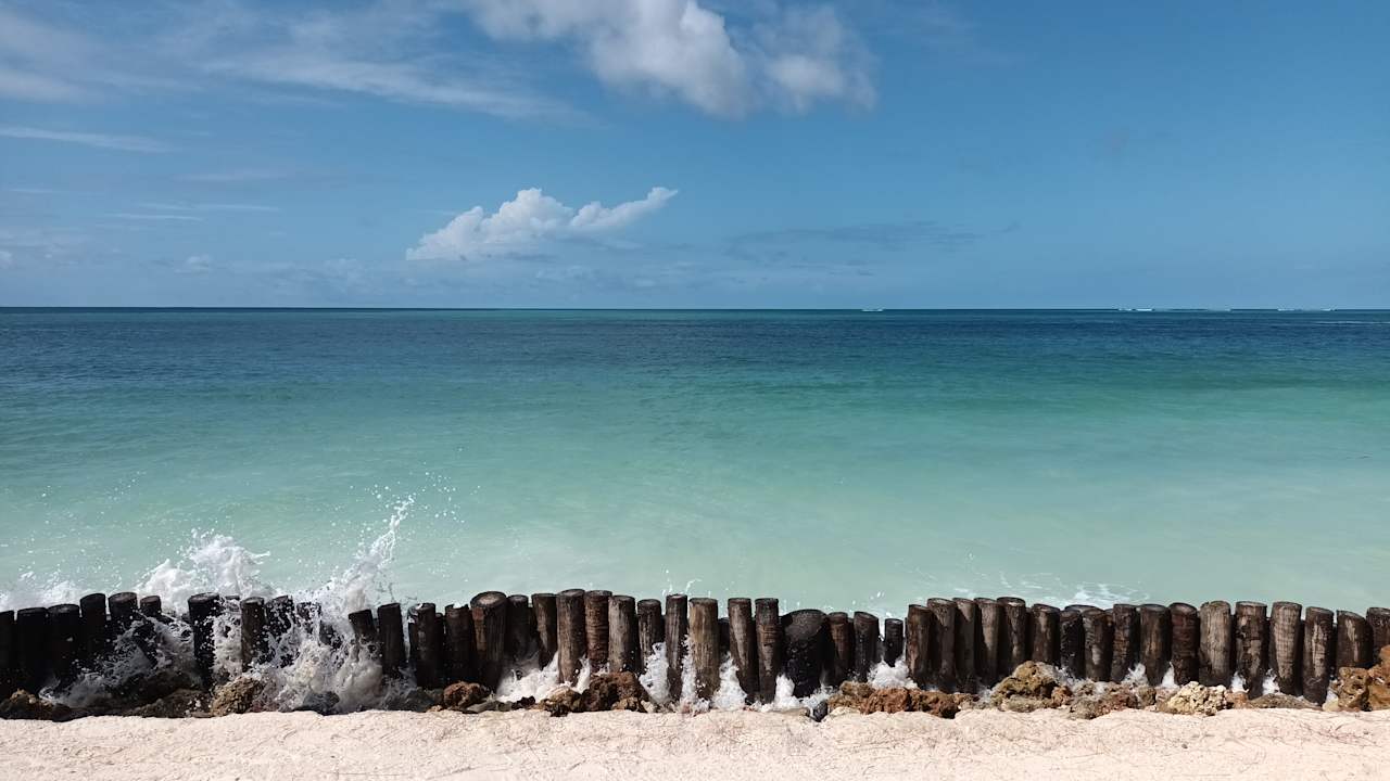 Strand Sultan Sands Island Resort & Spa