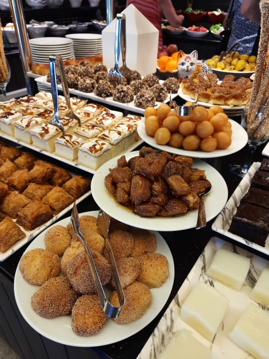 Gastro Ramira Joy Hotel