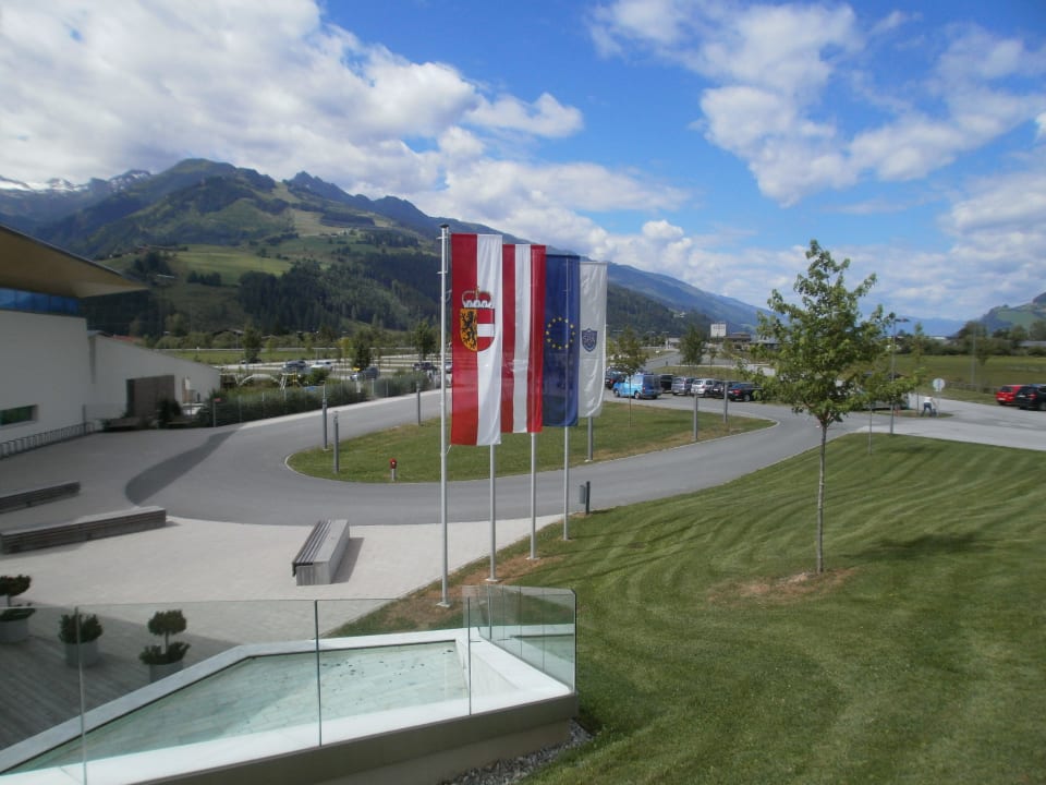 Therme Einfahrt Tauern SPA Zell am See-Kaprun