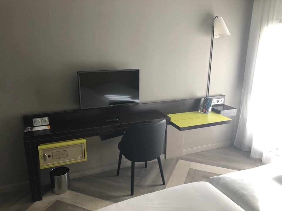 Zimmer Hotel ibis Styles Nice Vieux Port