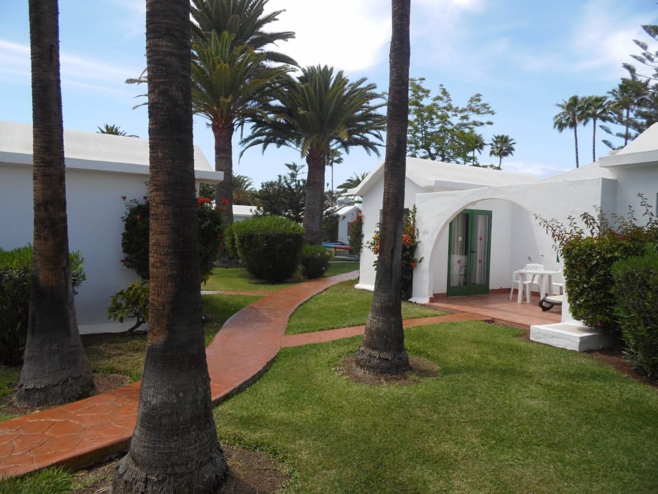 Weg zum Bungalow Canary Garden Club