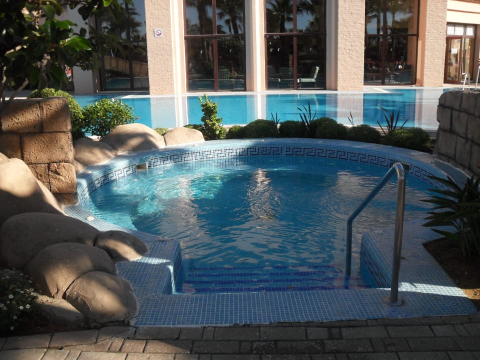 Der Whirlpool Playacanela Hotel
