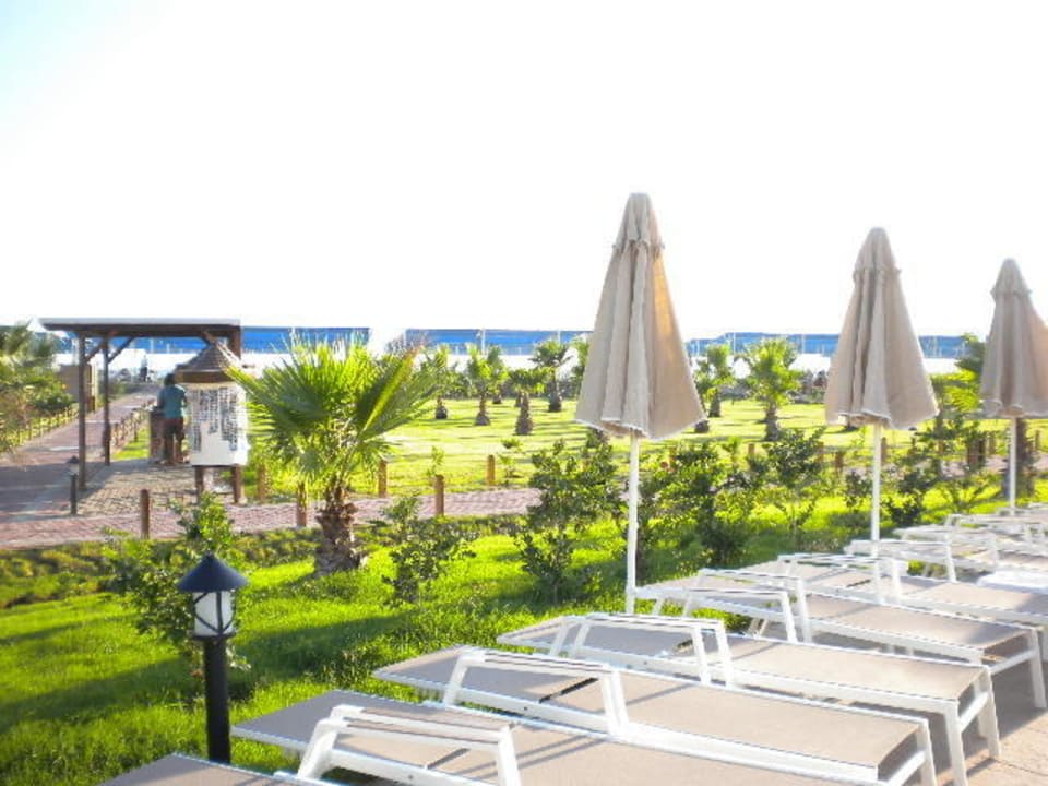 Weitläufige Gartenanlage Seaden Sea World Resort & Spa