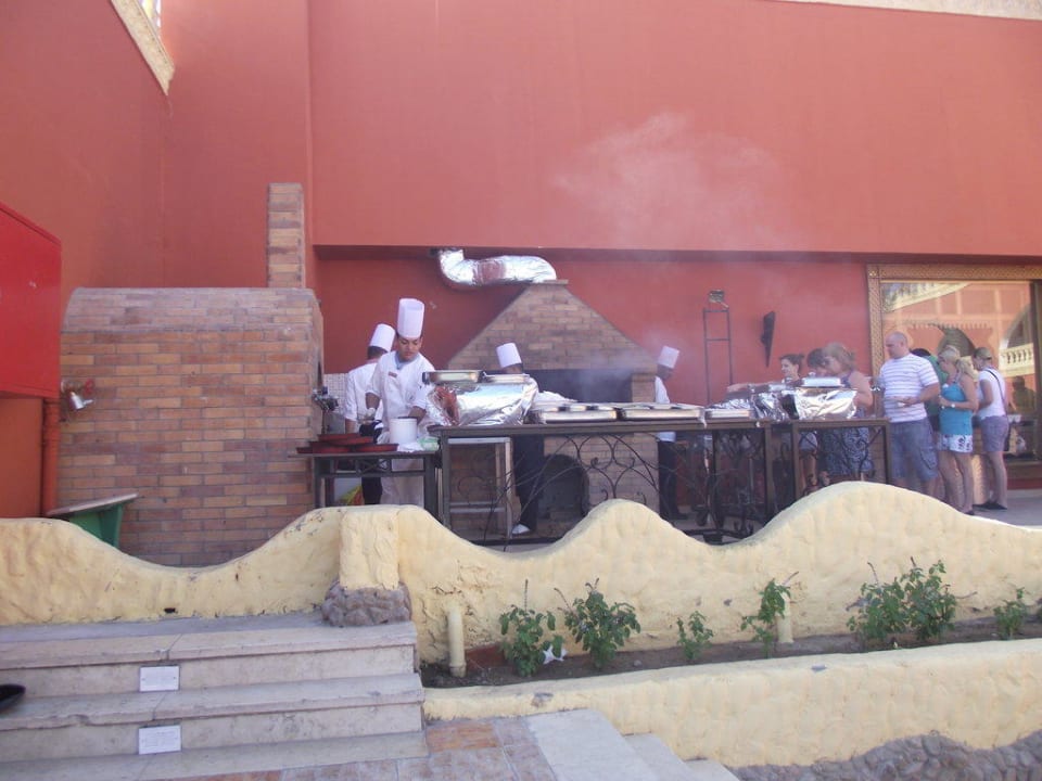 Grill am marokkanischen Restaurant Pickalbatros Alf Leila Wa Leila Resort - Neverland Hurghada