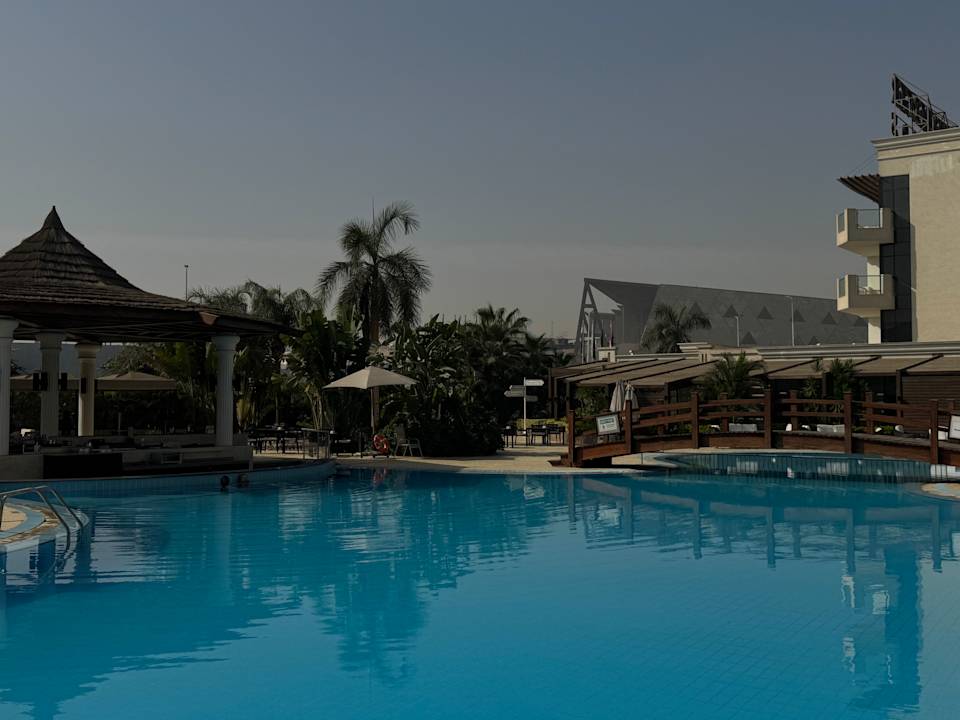 Pool Steigenberger Pyramids Cairo