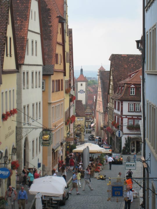 Blick aus dem Zimmerfenster Der Reichsküchenmeister - Das Herz von Rothenburg