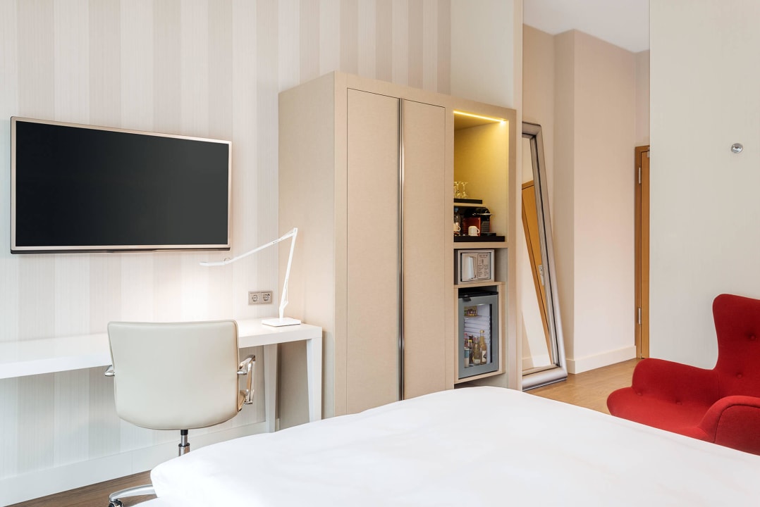 Superior Room NH Collection Berlin Mitte Friedrichstrasse