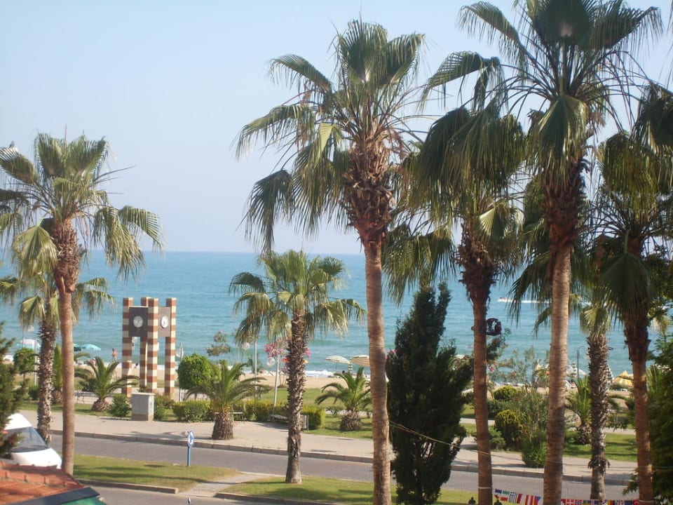 Vom Balkon aus Eftalia Downtown Hotel