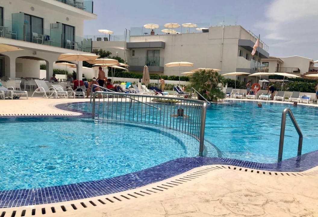 Pool HSM Regana - Adults Only