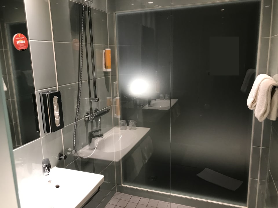 Zimmer Super 8 by Wyndham Munich City West