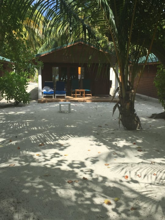 Bungalow 205 Meeru Maldives Resort Island