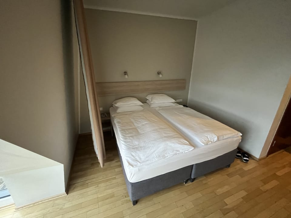 Zimmer CenterHotel Plaza