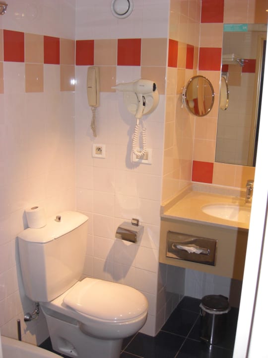 Kleines Bad Hotel Mercure Centre Notre Dame