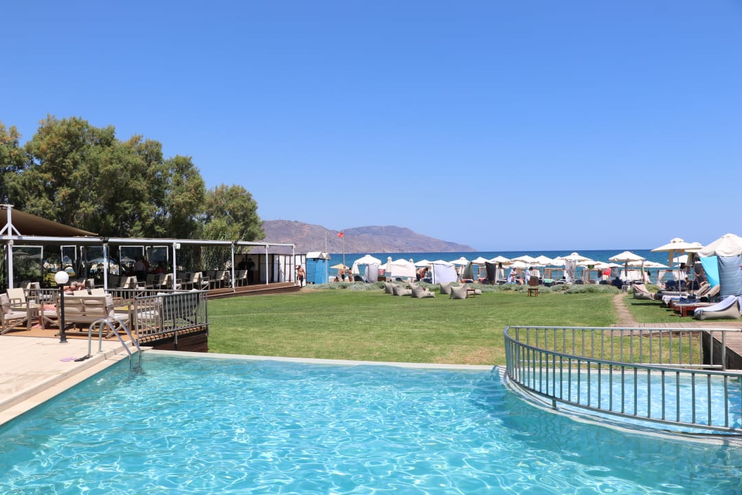 Pool HARPIN Happy Days Beach Hotel