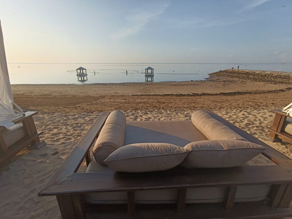 Strand Puri Santrian