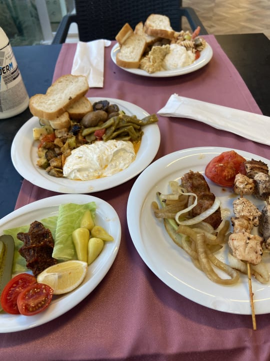 Gastro Seaden Sea World Resort & Spa