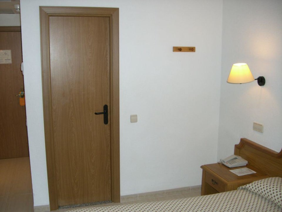 Zimmer 262 Valentin Reina Paguera